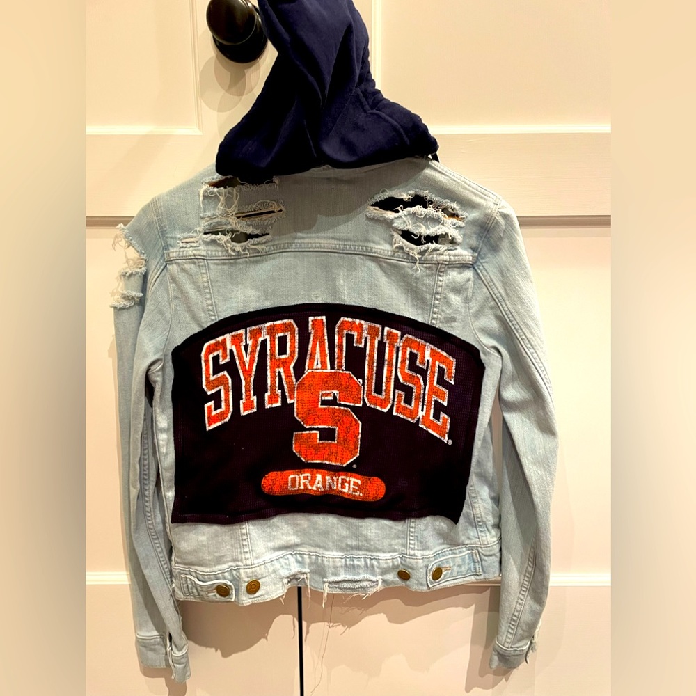Vintage Levi’s Syracuse denim jacket